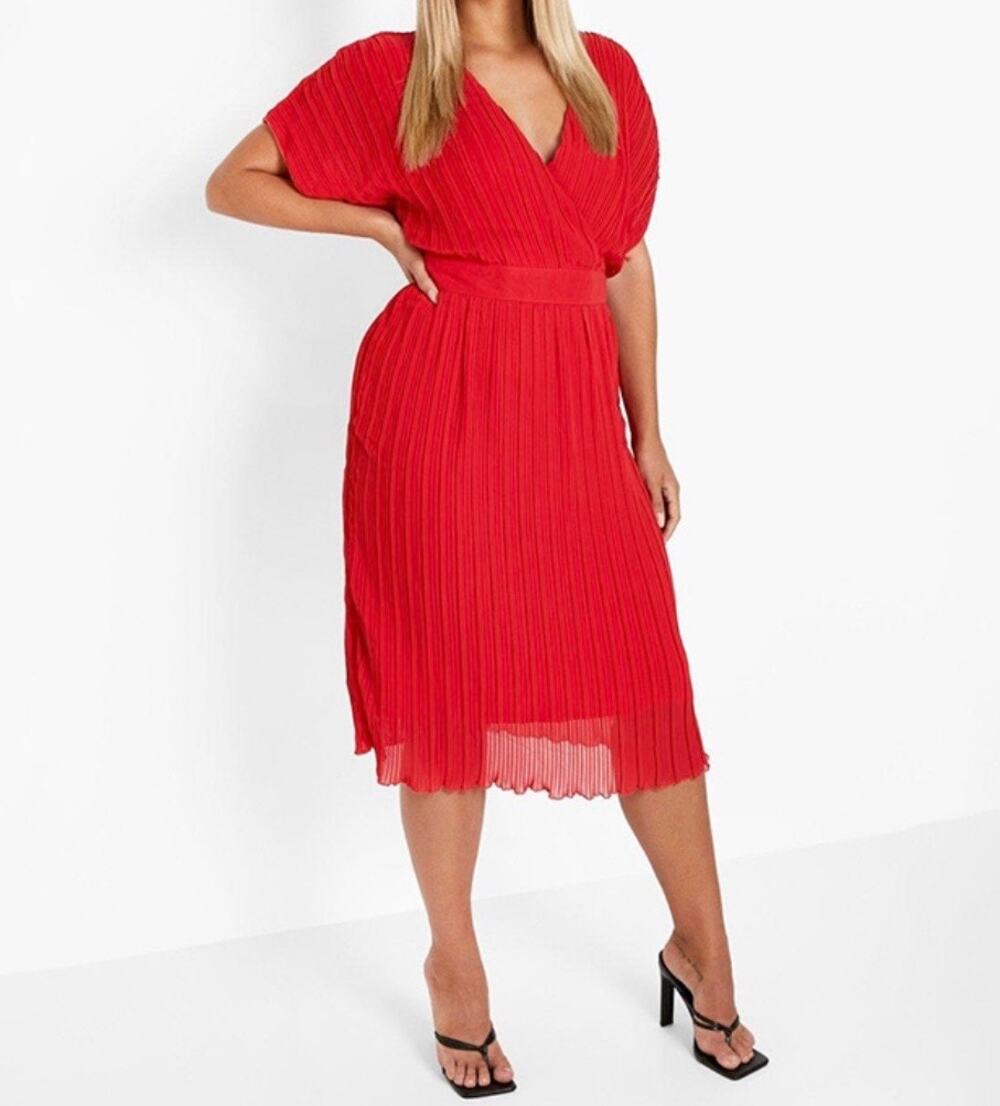 Boohoo Red NWT Pleated V-Neck Flutter Sleeve Cocktail Dress 12